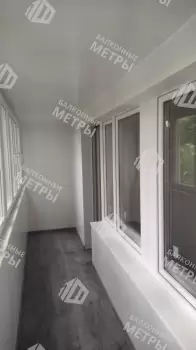 Остекление балкона и установка балконного блока