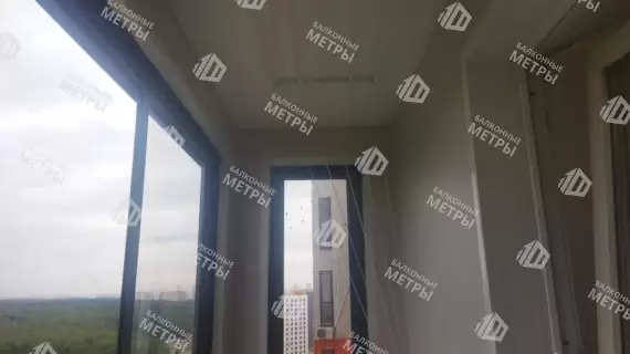 Отделка балкона в многоквартирном доме Отделка балкона в многоквартирном доме