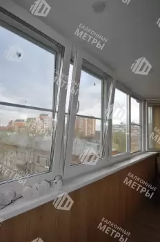 Остекление лоджии окнами с мультифункциональным стеклопакетом и отделка Остекление лоджии окнами с мультифункциональным стеклопакетом и отделка