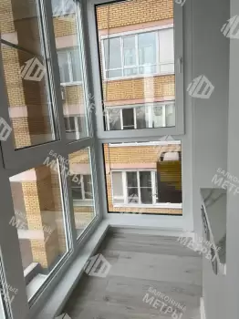 Дизайн-проект отделки лоджии под ключ с объединением кухни и панорамным остеклением Дизайн-проект отделки лоджии под ключ с объединением кухни и панорамным остеклением